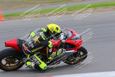 media/Oct-16-2022-Fastrack Riders (Sun) [[609ae93014]]/Level 4/Session 2 Inside turn 9/